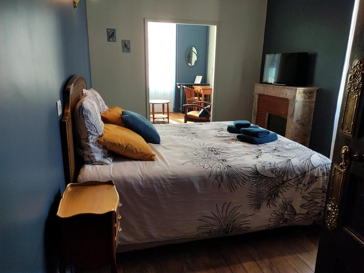 Chambres D'Hotes Cote Halles Pamproux Bagian luar foto